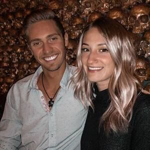 Meet your Posher, Bailey